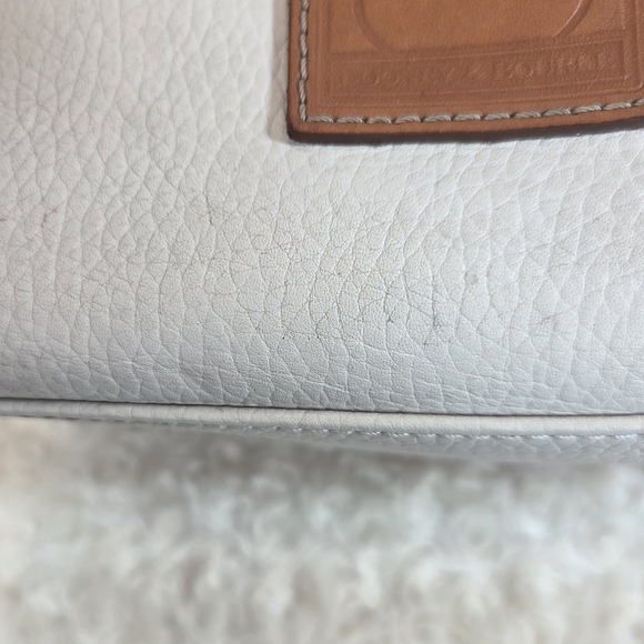 Dooney & Bourke Cream and Tan Shoulder Bag - Picture 5 of 15